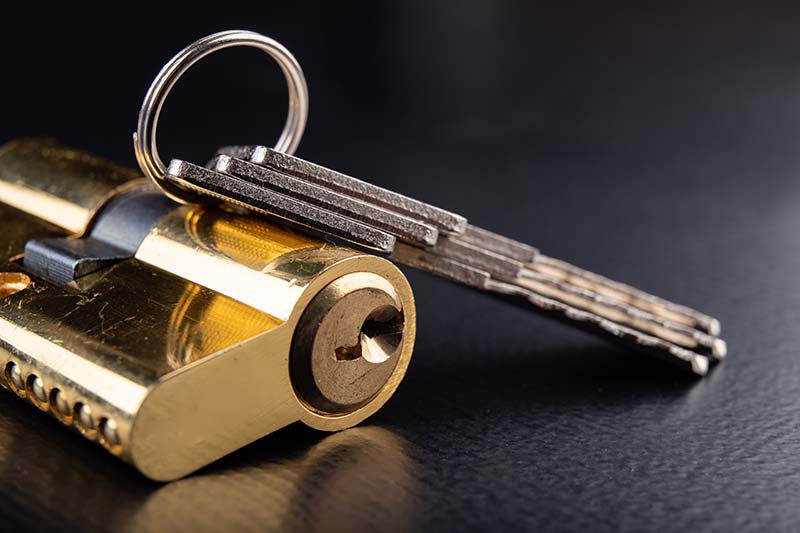 New keys and lock