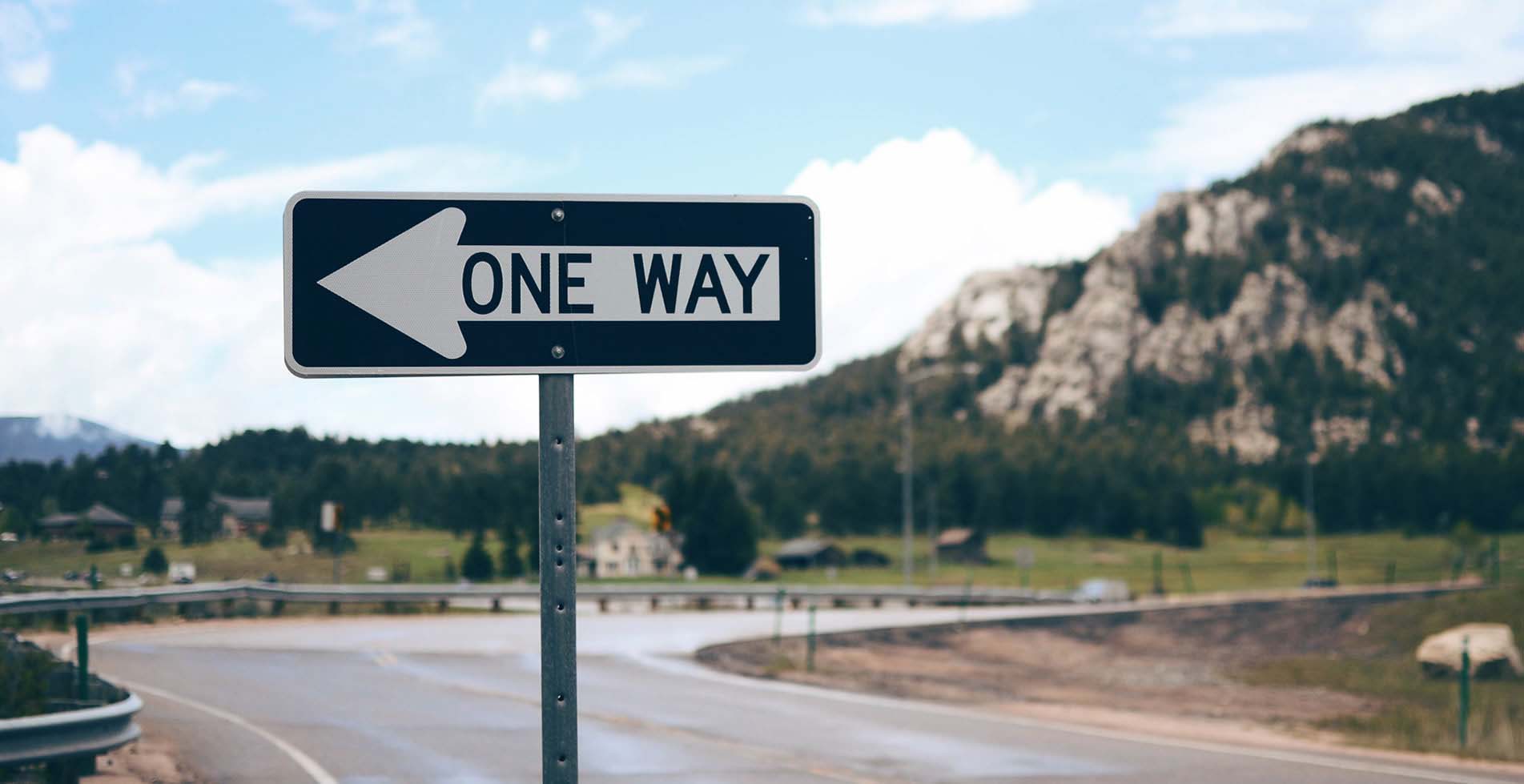 One way road sign