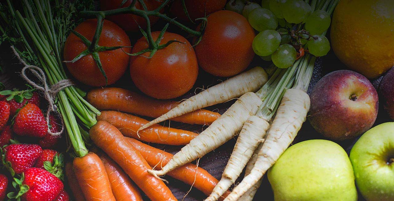 Team member Bea banner image - fruit and vegetables